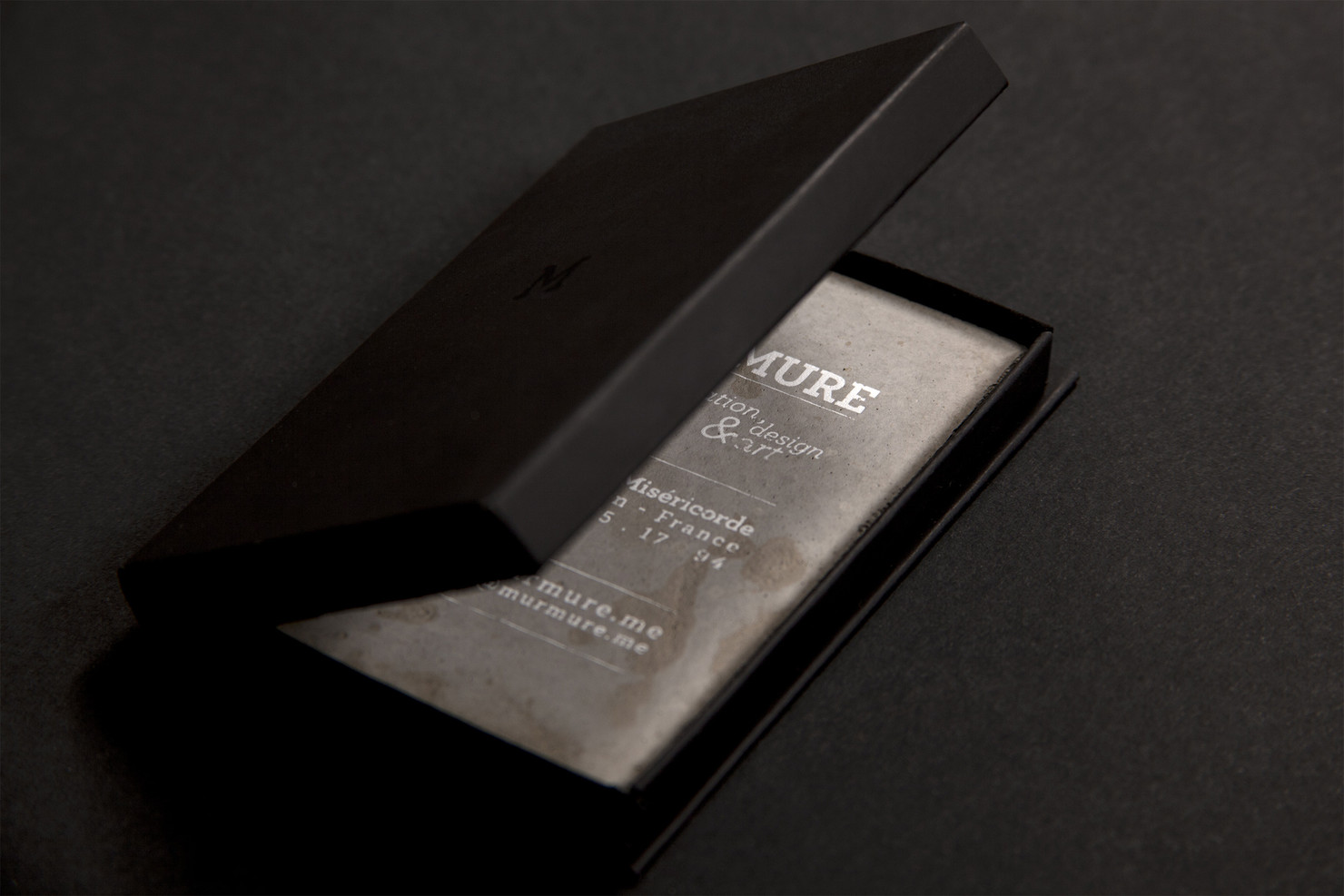 Illustration du projet Concrete Business Card pour le client Murmure
