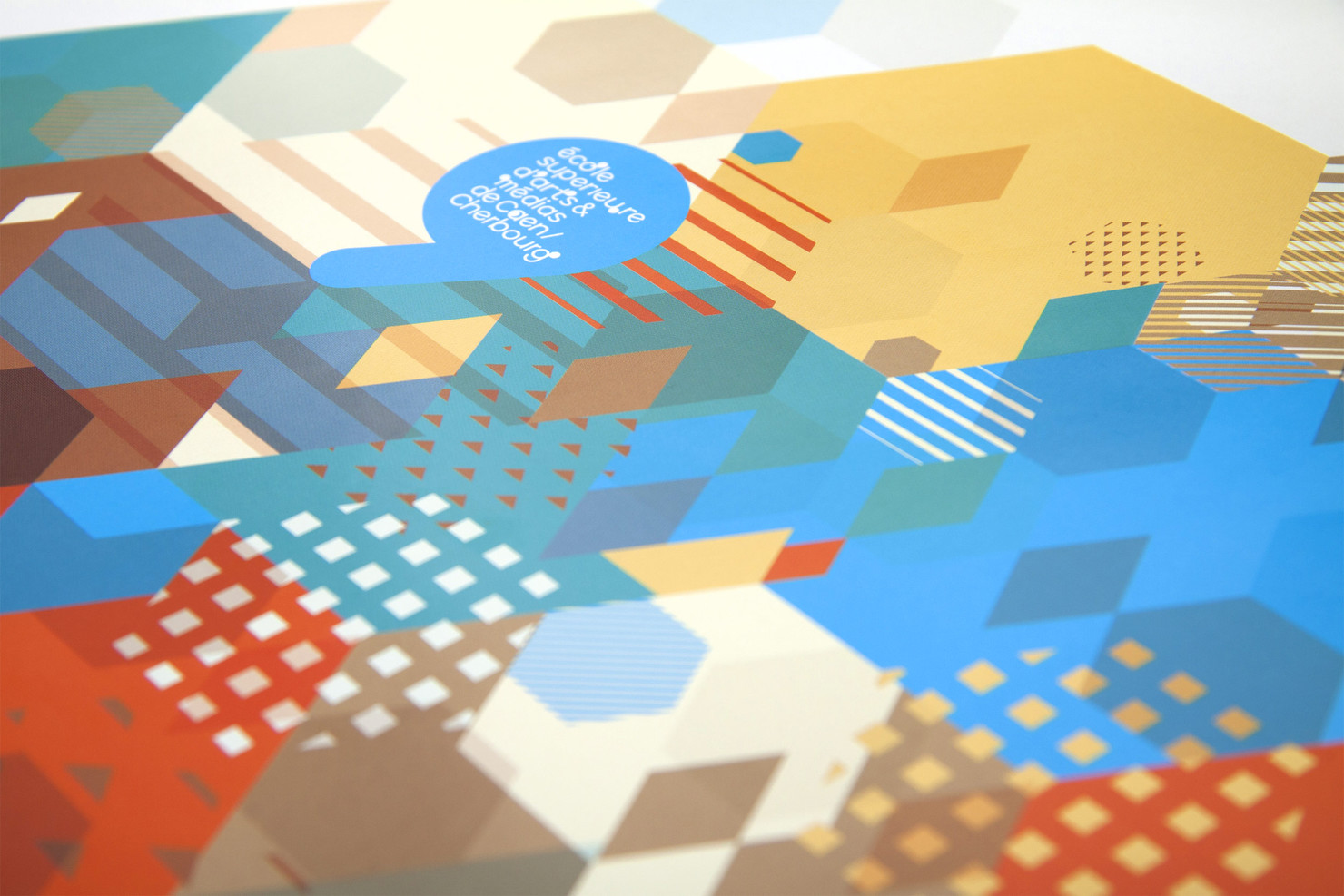 Illustration du projet À suivre… pour le client Ecole Supérieure d’Arts & Médias de Caen-Cherbourg